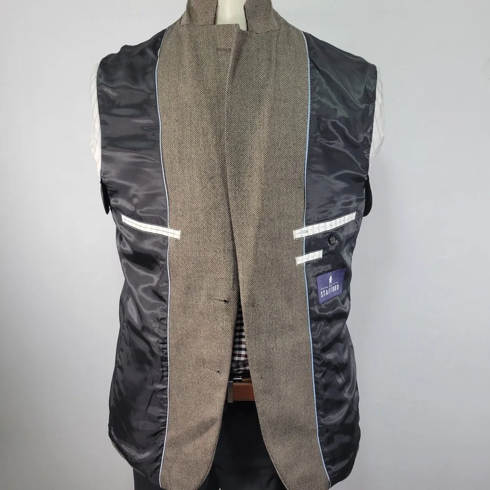 Stafford Men's Sport Coat Blazer Two Button Brown Herringbone Merino‎ Wool 42R